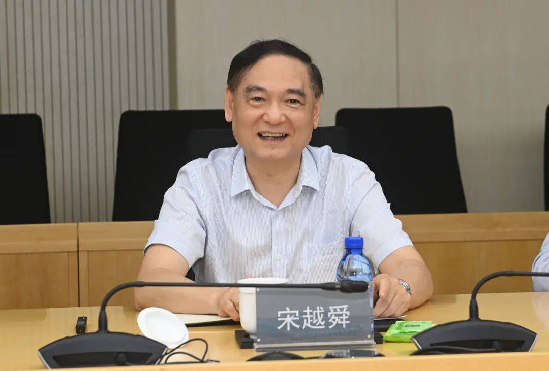 宋越舜在杭州湾新区和慈溪市调研