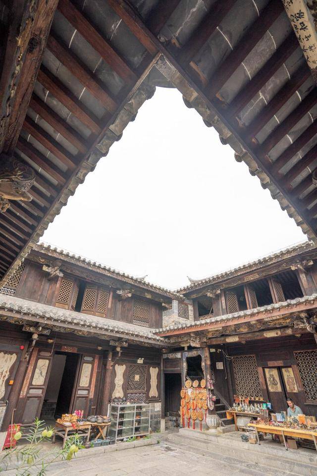 建水團山村,比麗江古城更加寧靜的雲南古建築群,小眾旅遊必去