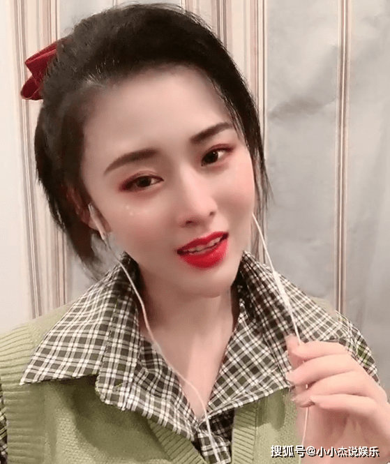 原创知名艺人曹星儿出新歌作曲作词都亲自上阵唱出了多少人的青春