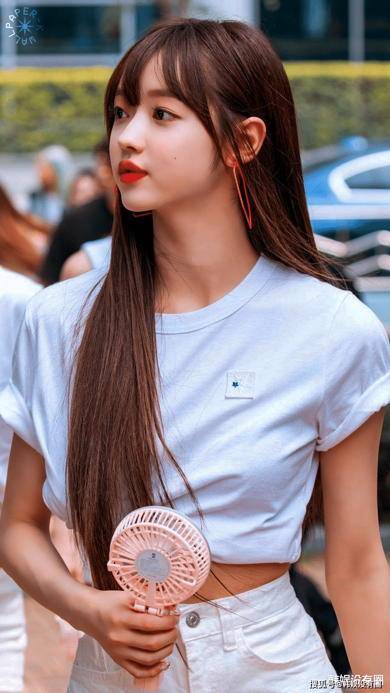 原创ohmygirl柳諟我解释整容丰唇等传闻只是容易浮肿