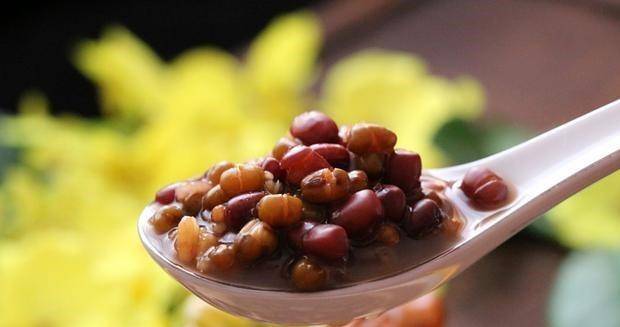 红豆和绿豆能一起煮粥吃吗 9a931609c5eb4f9c8498f779377e2adc.jpeg