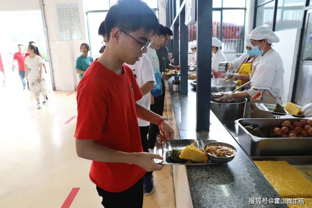 霍山文峰学校为2021届高三考生保驾护航