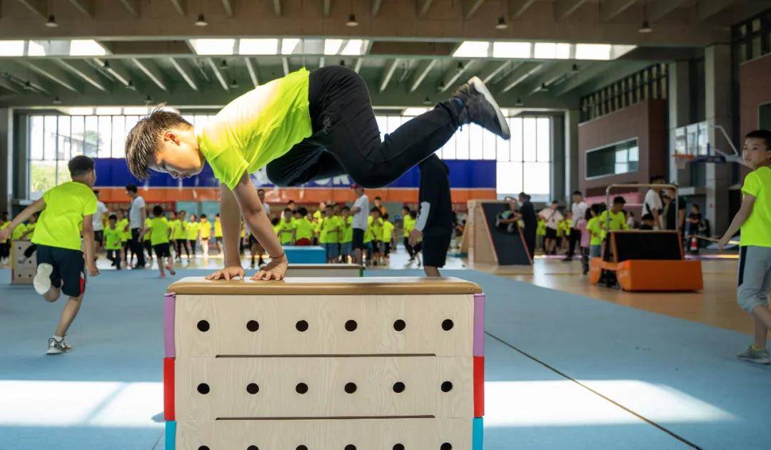 2021年江苏省少儿体适能暨快乐体操训练营(无锡站)在宜火热开营