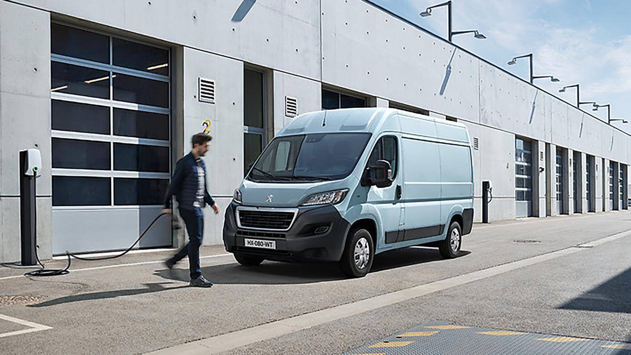 国外车讯丨续航223公里的标致e-boxer能获得认可吗?