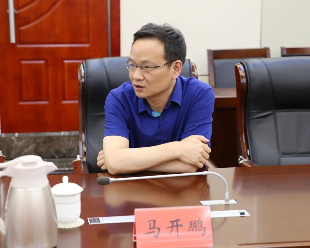 朱亮院长汇报工作情况