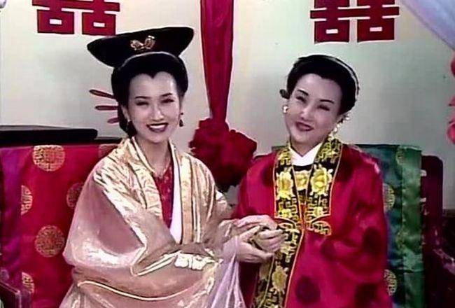 了,20年虽然不如千年长,但20年来思念孩子思念相公的煎熬是无形的折磨