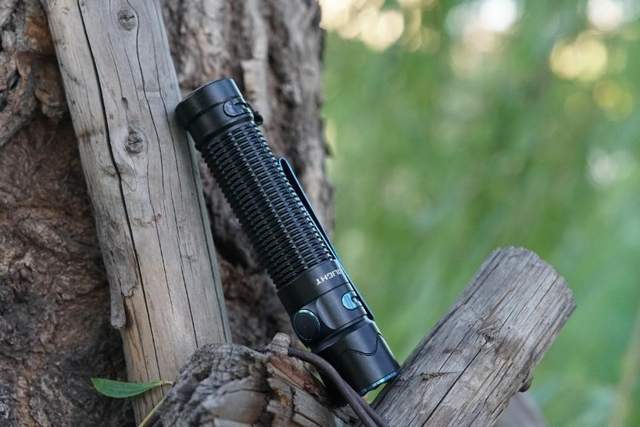 必备|高强度、长续航、夜钓必备单品——傲雷战术手电体验