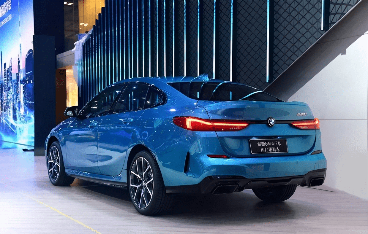 静不羁动锋芒创新bmw2系四门轿跑车