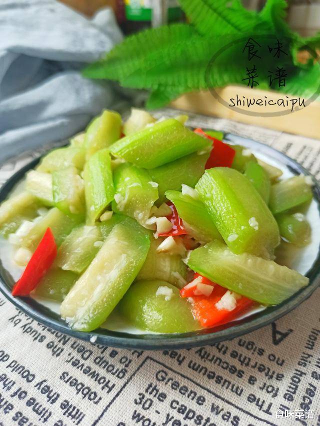 丝瓜配什么炒好吃清炒 0149a9a6ce9d4f4eb728007702e0f5d9.jpeg