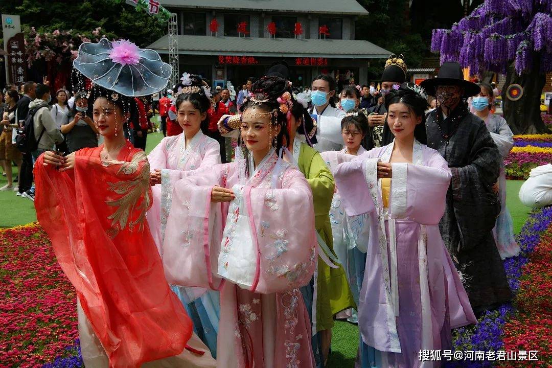 浓情端午槲粽飘香当汉服偶遇端午