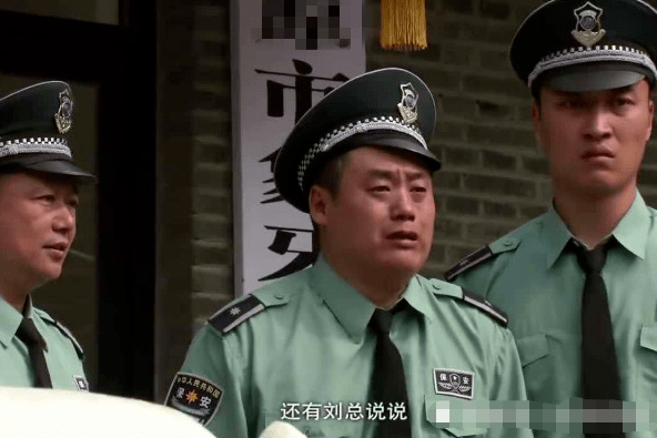 会"作诗"的"保安队长"宋晓峰自带萌点,迷迷糊糊又被躺赢光环笼罩的他"