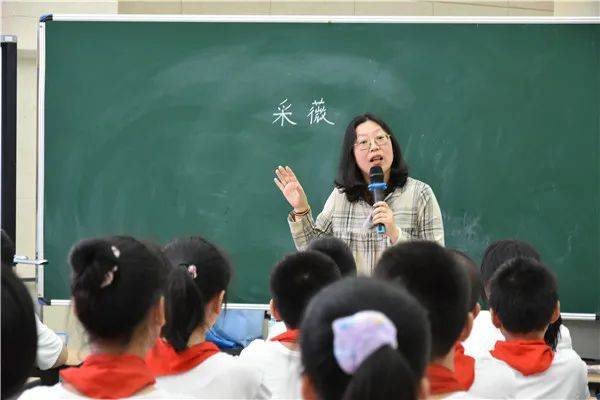 与美共生向美而行南通市中青年名师刘昕工作室走进海安实小