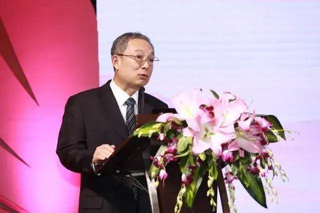 大会主席 北京大学肿瘤医院 邢宝才教授致辞海军军医大学第三附属医院 王