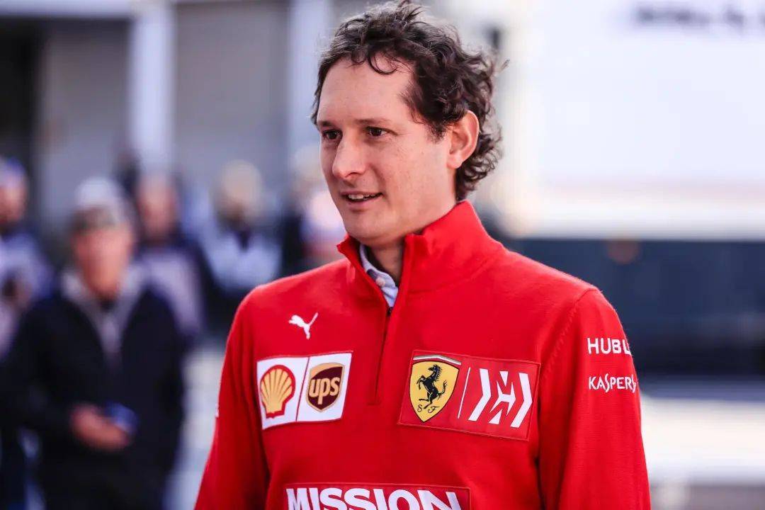 法拉利集团临时总裁兼 ceo john elkann