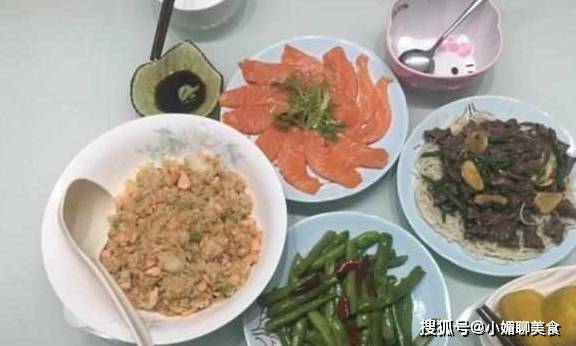 减脂餐晚上吃还是中午吃 3cffd9d148db4ea28bd2fd47b9a643e8.jpeg
