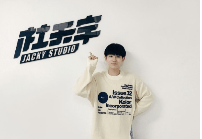 华为小公主vivo太子爷富二代扎堆娱乐圈究竟为了啥