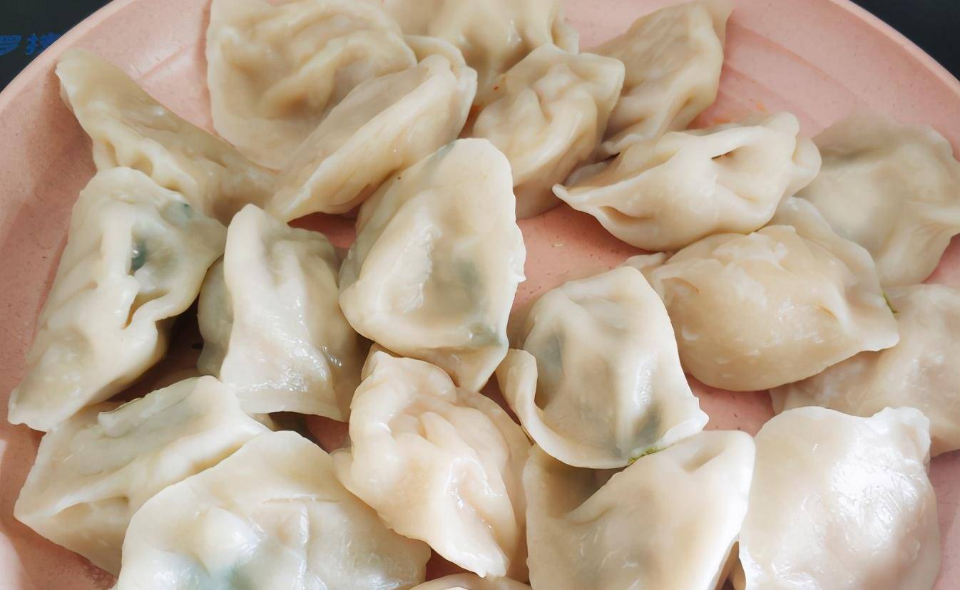 速冻水饺要煮多久 c90bb0f799e64ae7a5475bb59c6d804b.jpeg