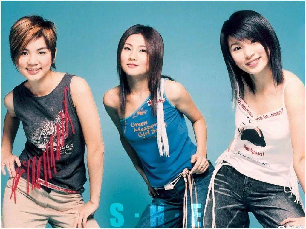 拉长耳朵提高戒备ringringring你的电话决不漏接