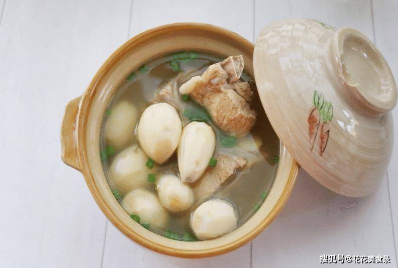 排骨汤的做法家常简单好吃窍门 ee62c91269be4353b134aba96fc30218.jpeg