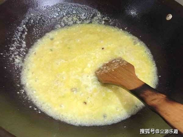 油锅怎么洗才干净 21ac0bfbeb38411fa903caaa01d1e723.jpeg