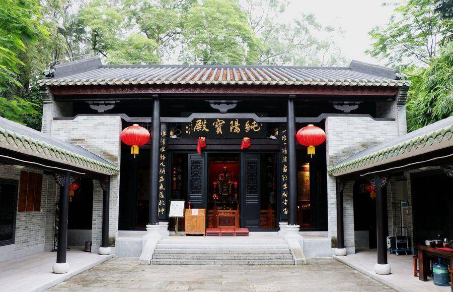 广州白云仙馆三元宫和东平大押不收门票环境清幽适合玩