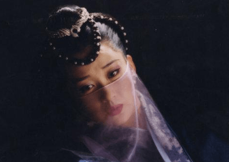 央视版《笑傲江湖》主演近况:有人活成京圈公主,有人已离世