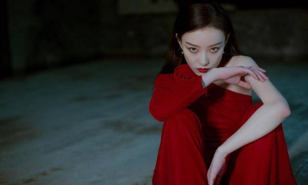 《司藤》后,尾鱼又一影视剧《西出玉门》来袭,女一是你们的女神_倪妮