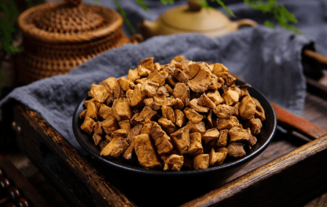 肾脏|54岁男子痛风入院，肾脏“报废”，2种食物是“加速器”，要警惕