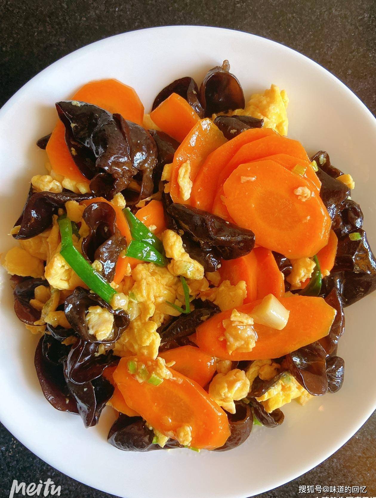 木耳焯水方法视频 20fa84cc097144ee8901121a169d7610.jpeg