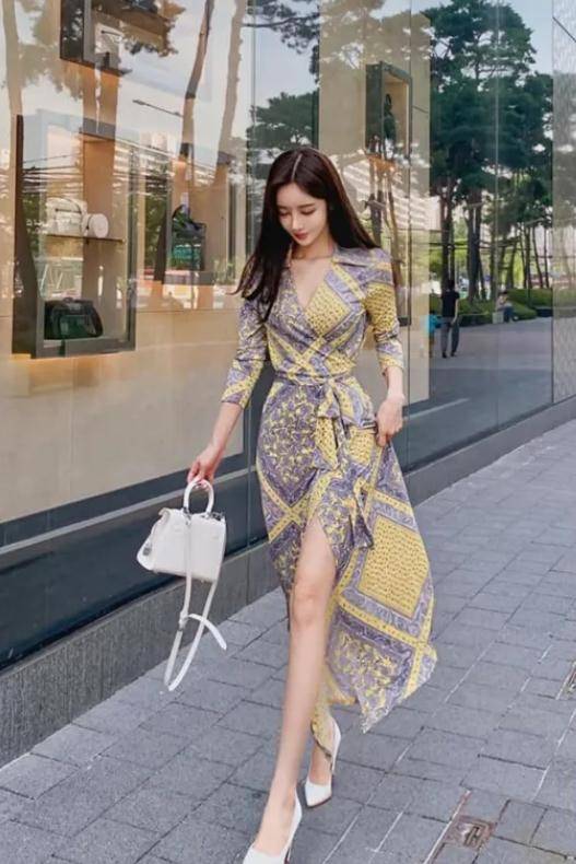 裙子|开叉单品怎么选？不管是半裙还是休闲裤开个叉，风格明显活泼多了