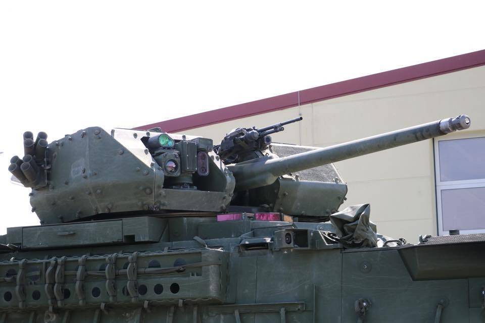 原创美国陆军的救赎增强斯特瑞克装甲车火力制造全新的30毫米火炮