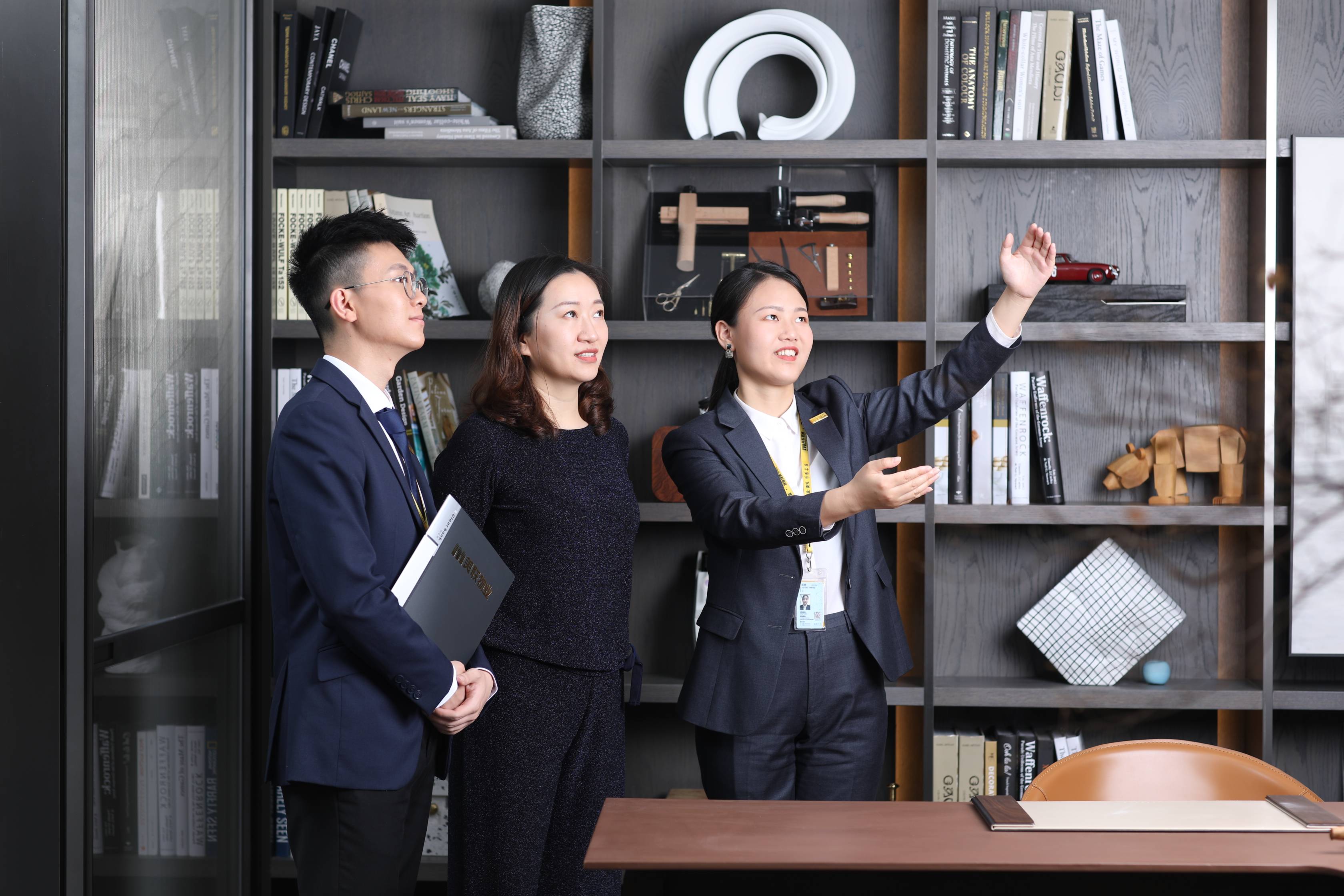 世纪品牌,见证了楼市的发展,未来,仍将为广大民众提供专业的买房卖房