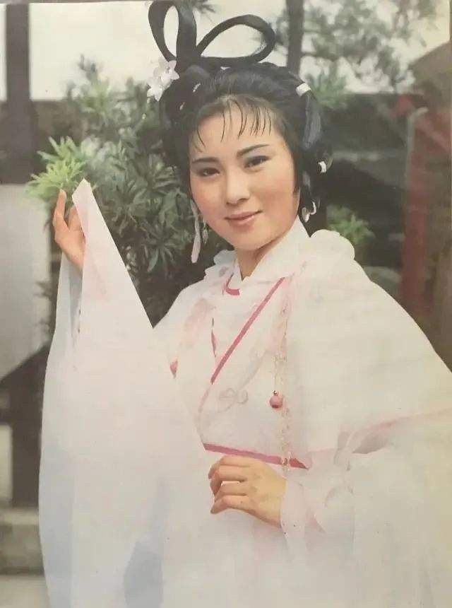 这部剧曾万人空巷,今男配角成阶下囚,女主角永失挚爱