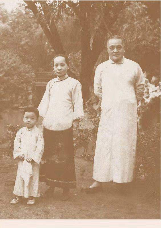 张幼仪离婚后坚持送前公婆一栋房子徐志摩究竟赔了多少赡养费