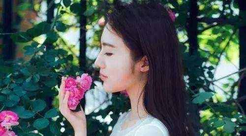 带着|送女儿上幼儿园，她半路叫了一个人，我知道自己的婚姻完了