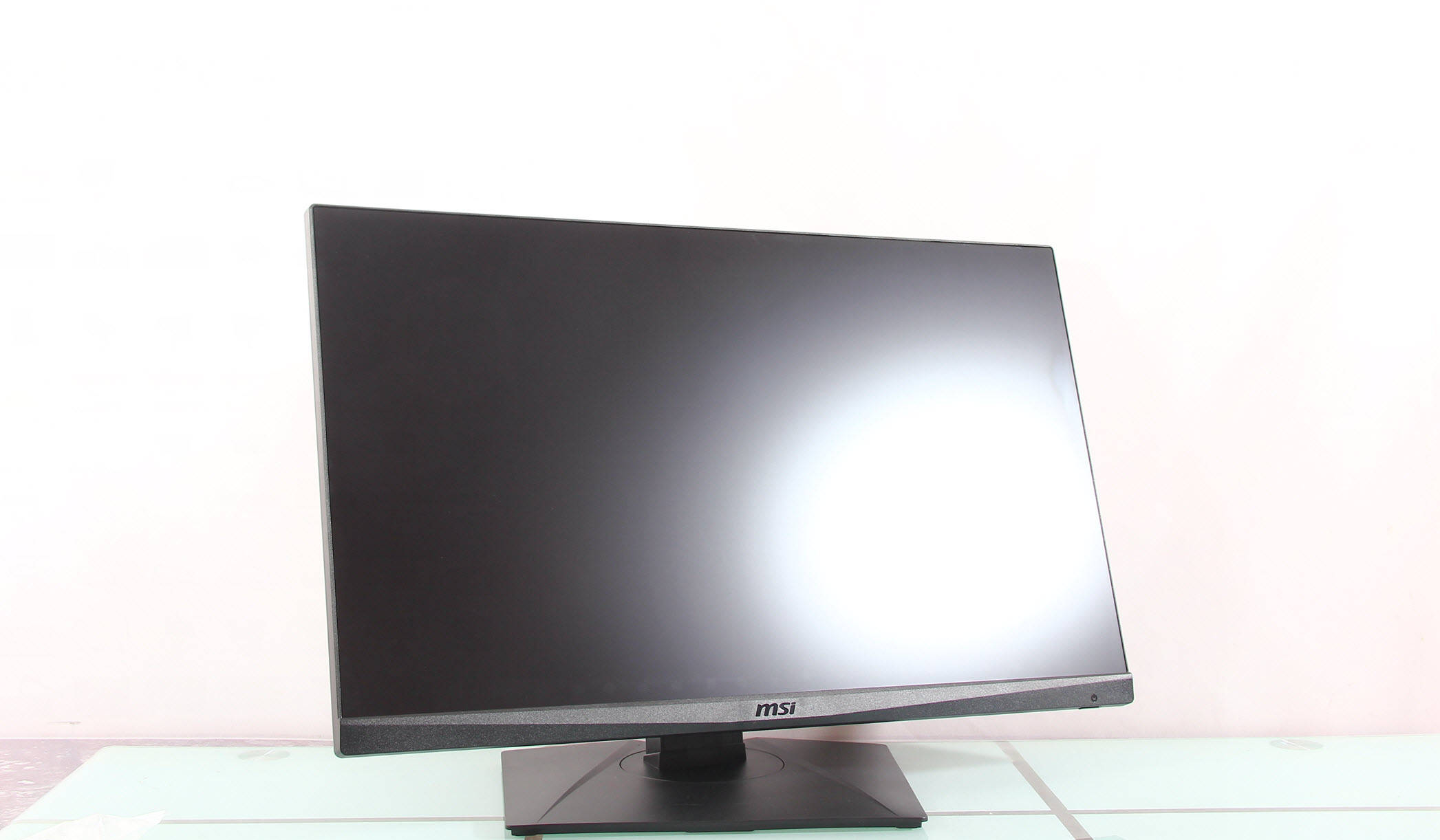 原创两千元电竞小金刚性能可期小金刚二代显示器玩的就是棱角分明