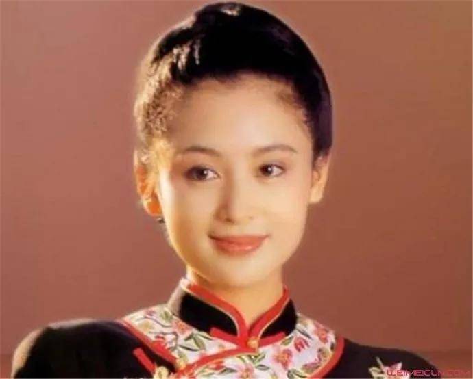 郭夫人|古风妆造博主，只凭一张图就让豆瓣网友惊呼“美的惊心动魄”