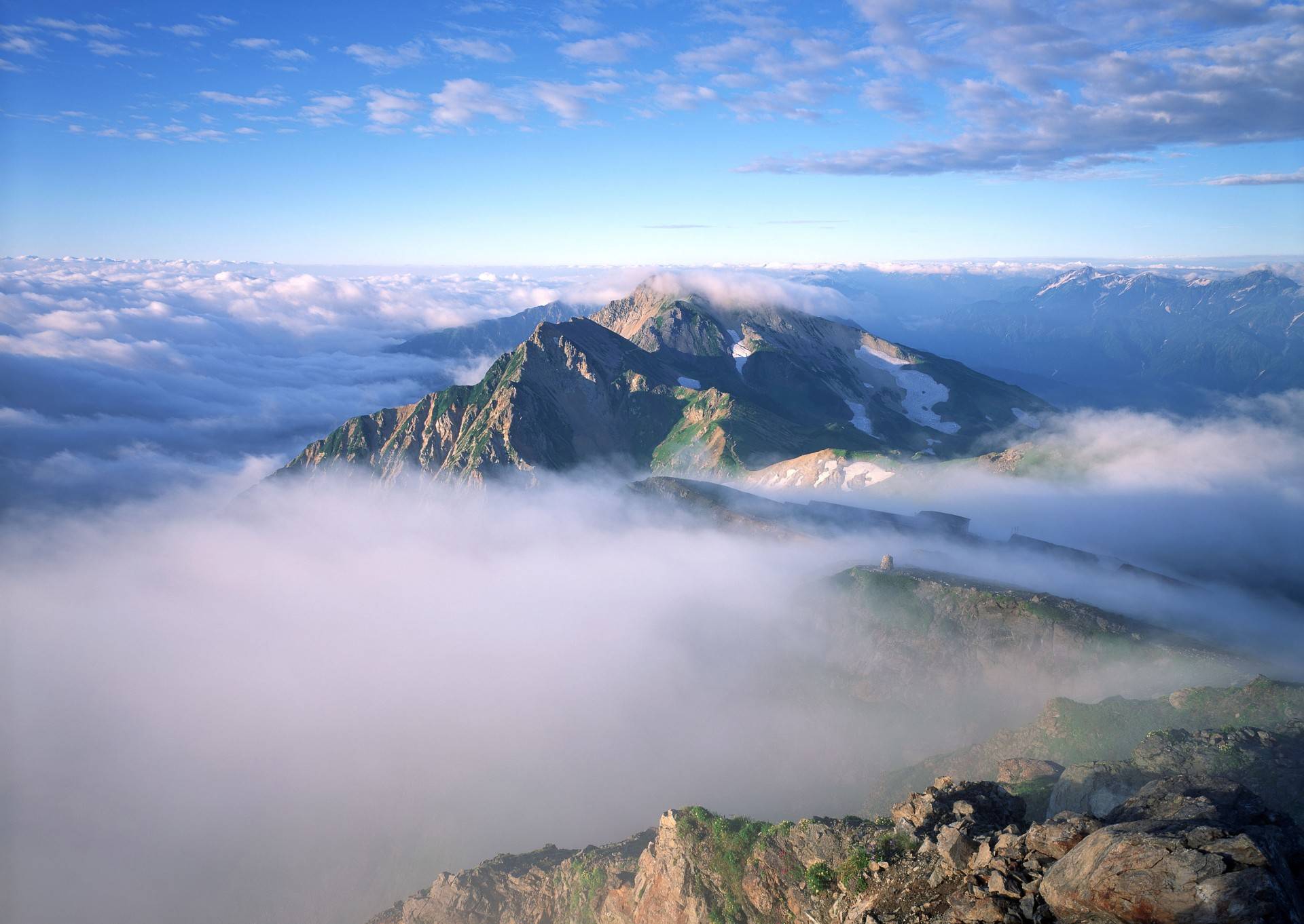 原创湖南一座是国家级重点风景名胜区的山,属国家自然与文化双遗产