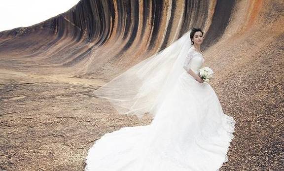 和爱管事的妻子离婚后再婚 方知爱你的人才管你 只怪我太傻 男人