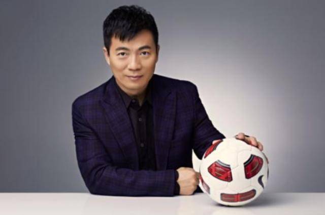 黄健翔：国足出线希望超50% 归化球员提升攻击力_中国队