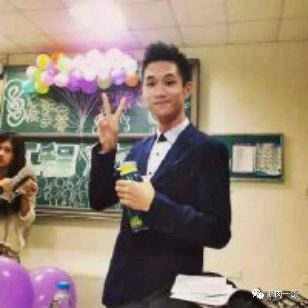 身材|25岁肌肉交警爆红网络，这是什么神仙肉体啊