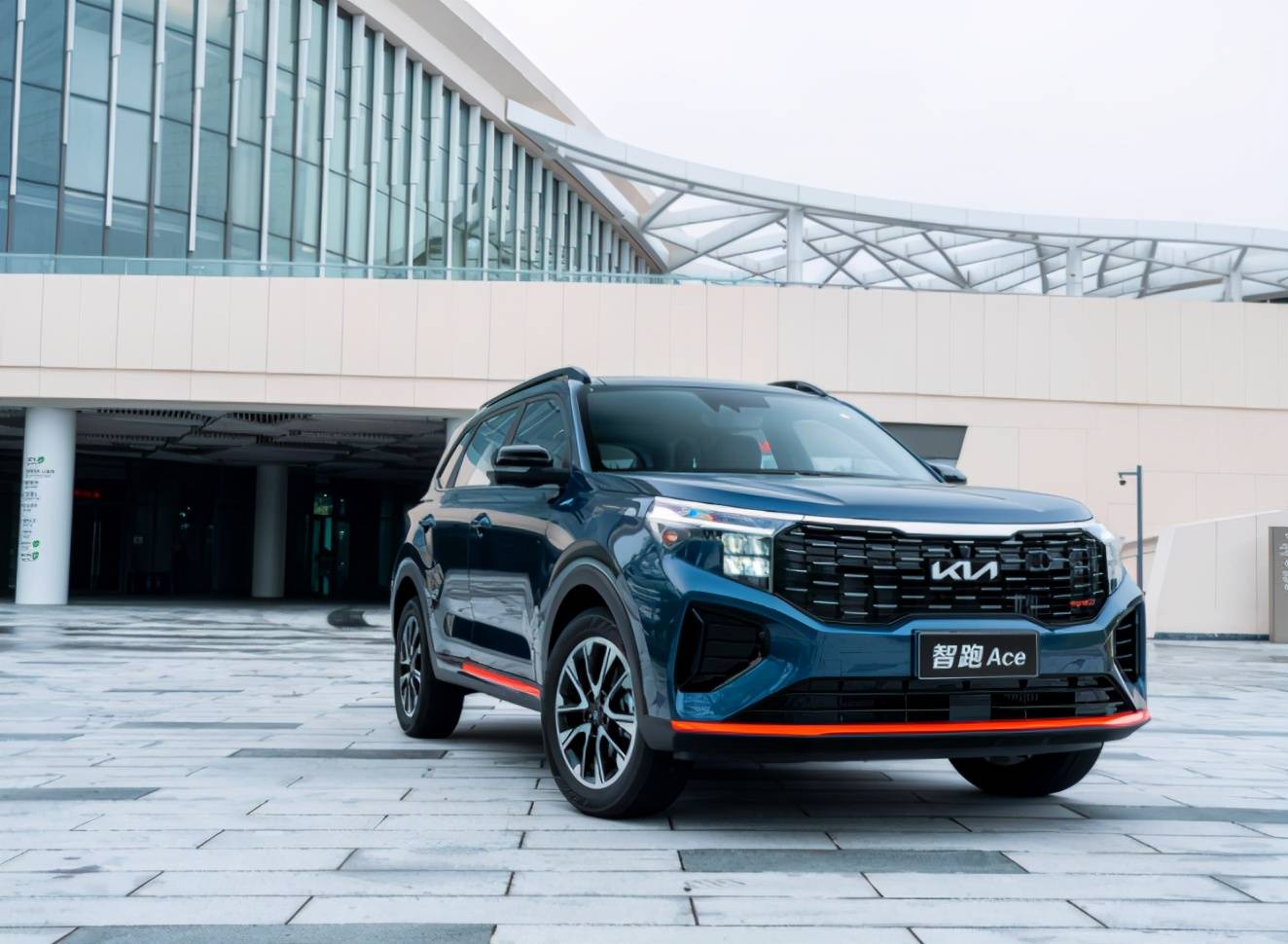 起亚智跑ace即将上线满满科技感氛围诚意十足