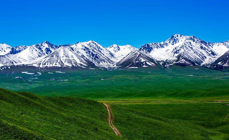 全线|独库公路全线开通，沿线风景美到爆，此生必去