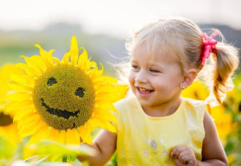 个人成长|儿子婚后三天两头跑回家蹭饭，无意中听到他打电话，我劝儿子离婚