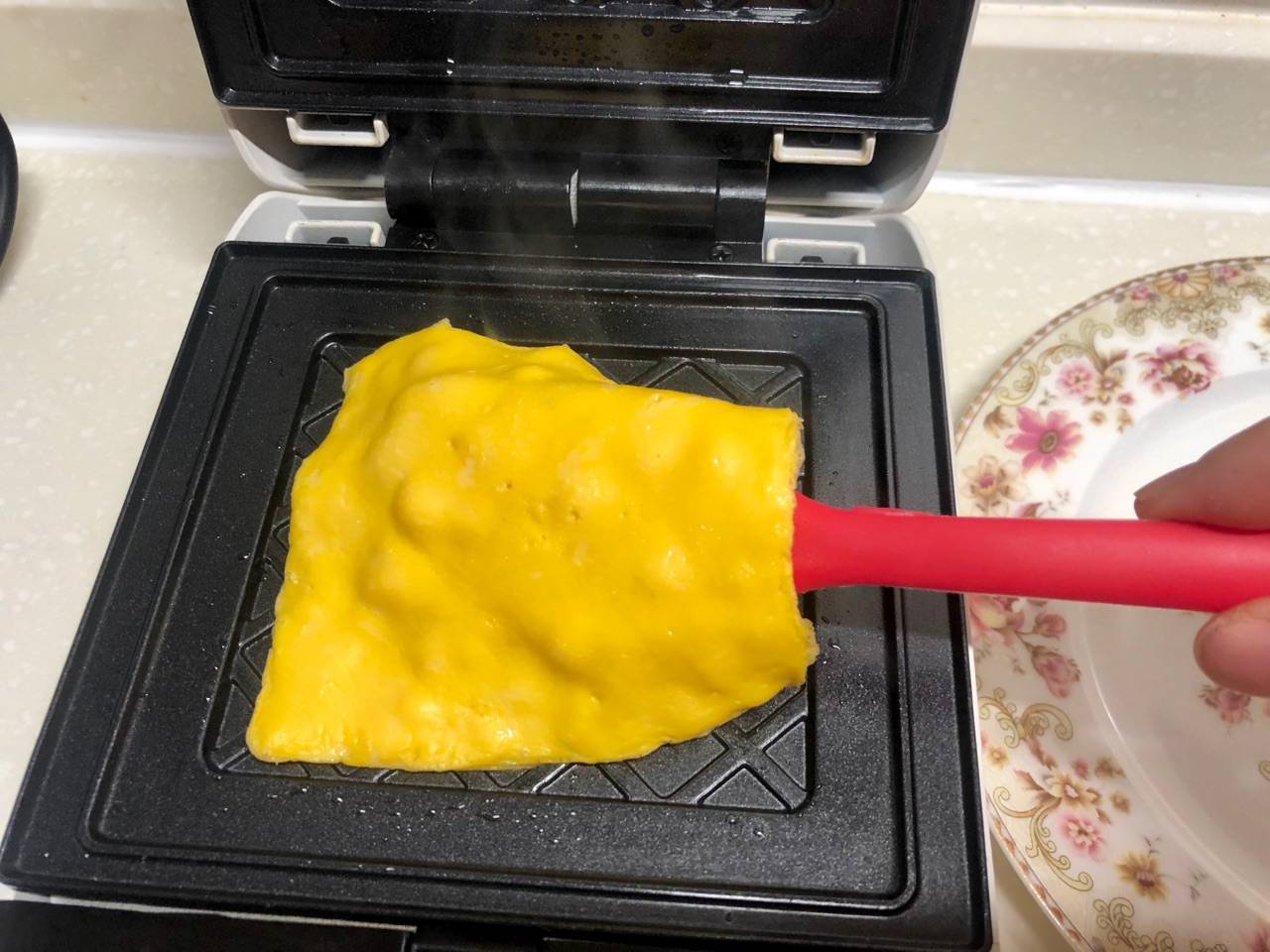 食材|早餐给家人准备个三明治，配上点牛奶，荤素搭配，营养丰富又健康