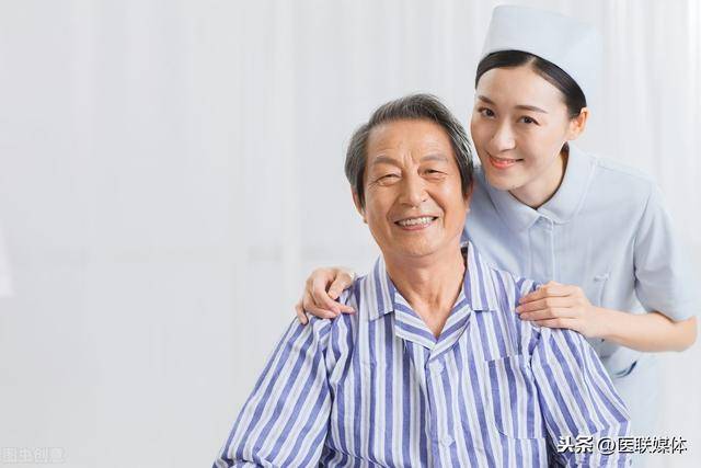 眼睛|肝脏出问题时，多有“1细、2黄、3红”，希望你全都没占