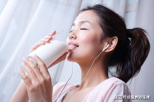 事情|青春期女生身高低于166cm?早起坚持这些习惯有望能长高