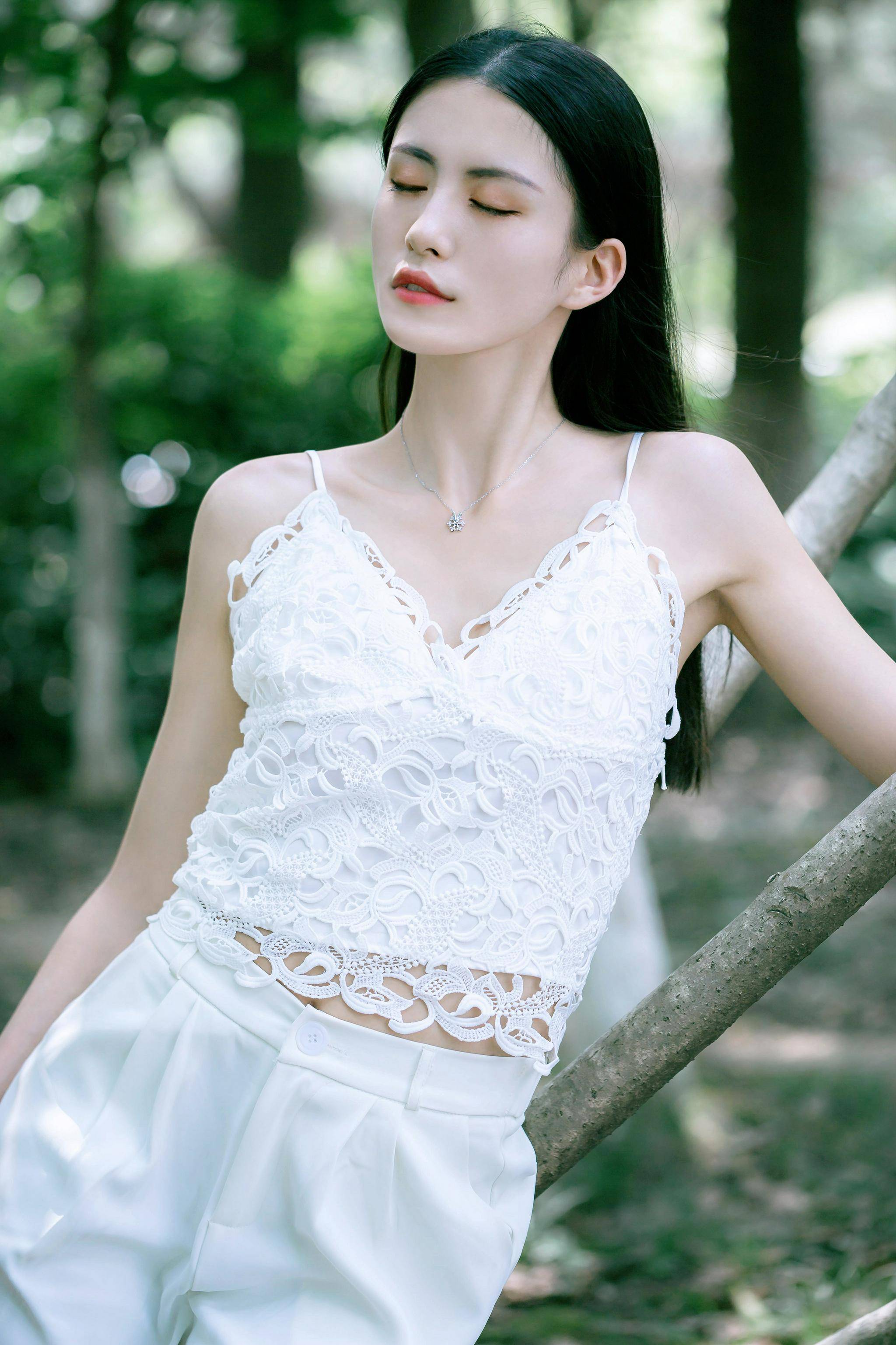 叛逆|又纯又欲，这样搭最夏天！