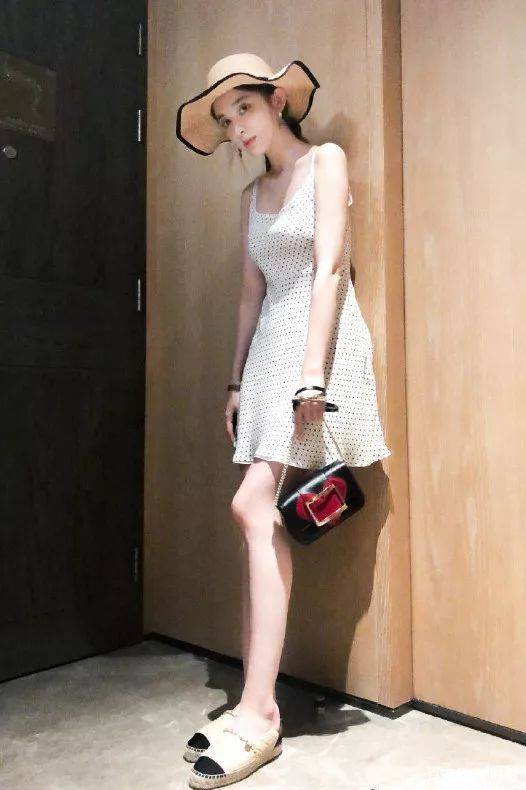 dress|别再说“雨女无瓜”了！这几条人气美裙据说仙女们都爱？