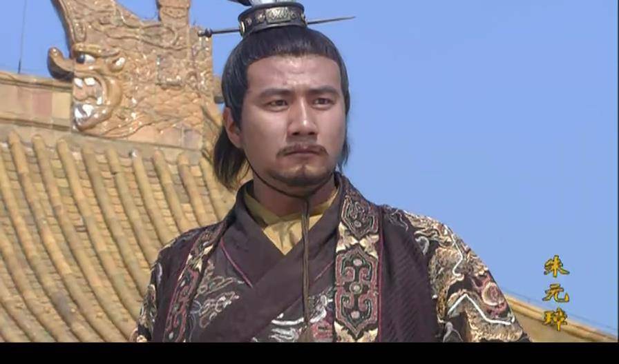 元至正十四年四月,张天祐带回小明王的任命,郭天叙